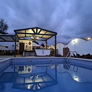 https://casa-cueva-los-honorios.es-andalucia.com